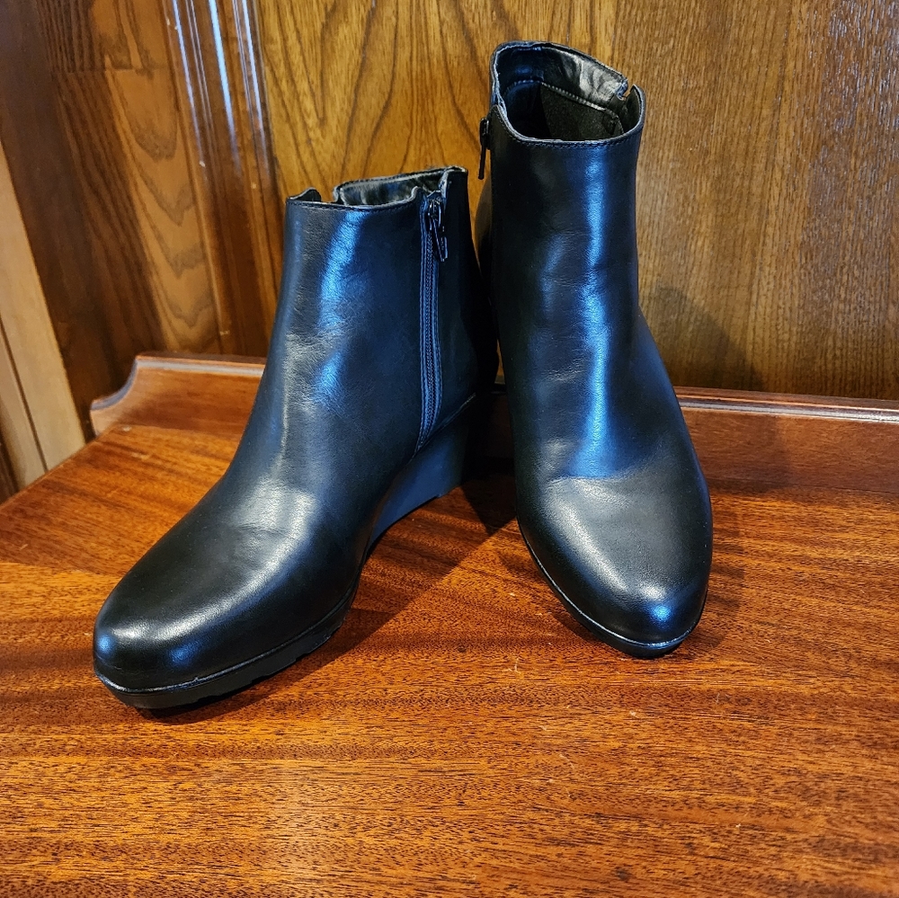 Naturalizer Booties-Water Resistant Leather